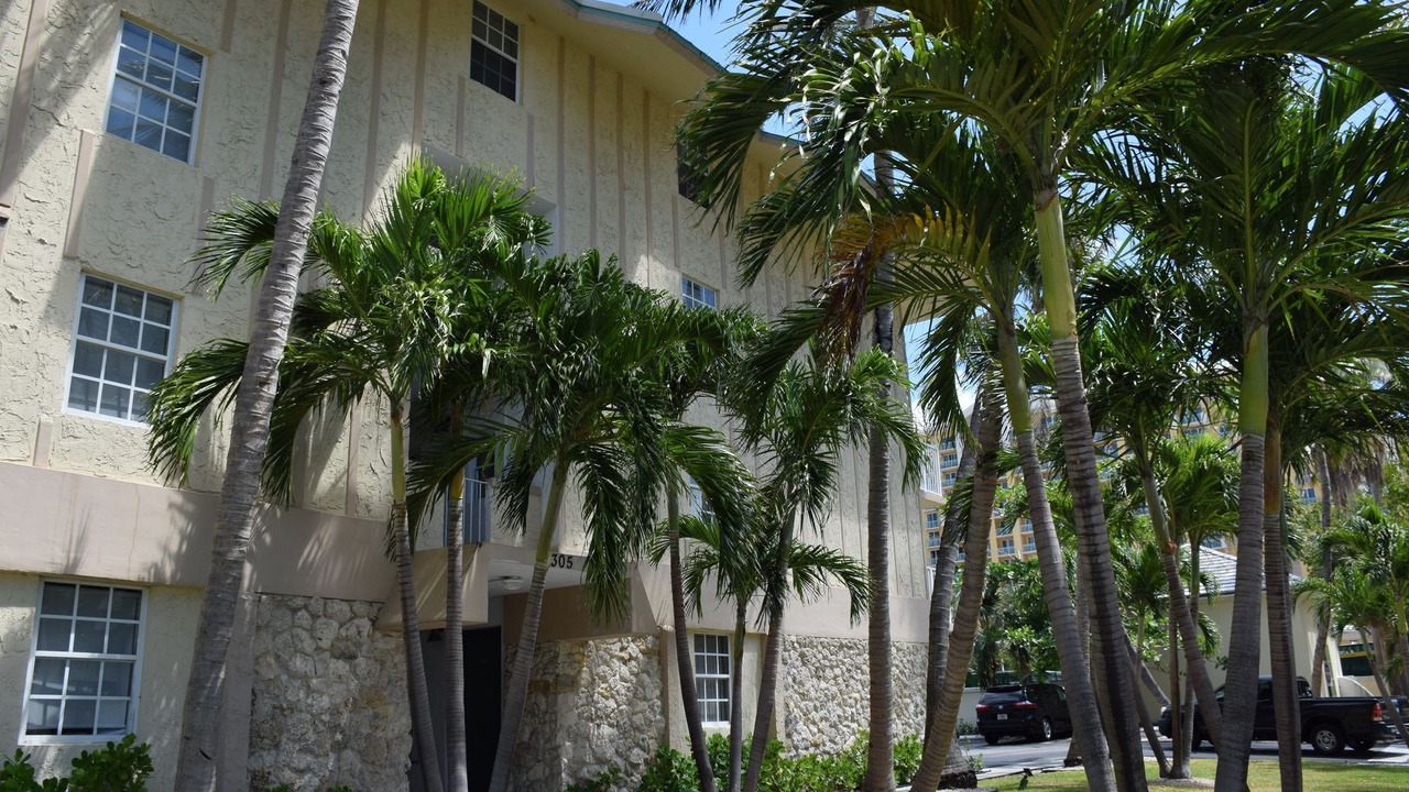 Photo of Buildings in Key Biscayne