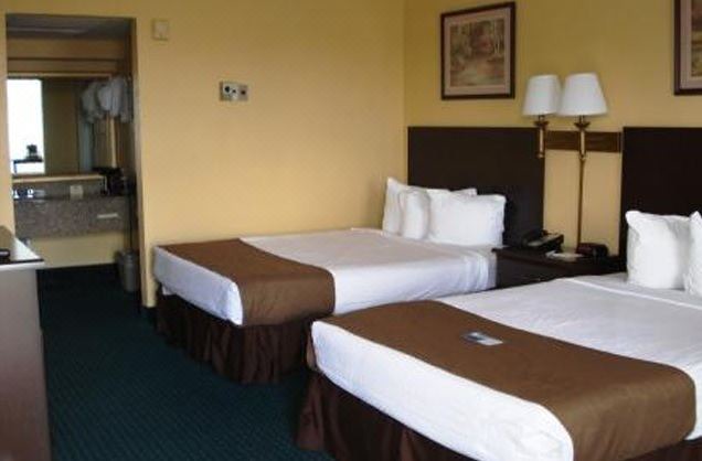 Photo of Bedroom in Cypress Gardens