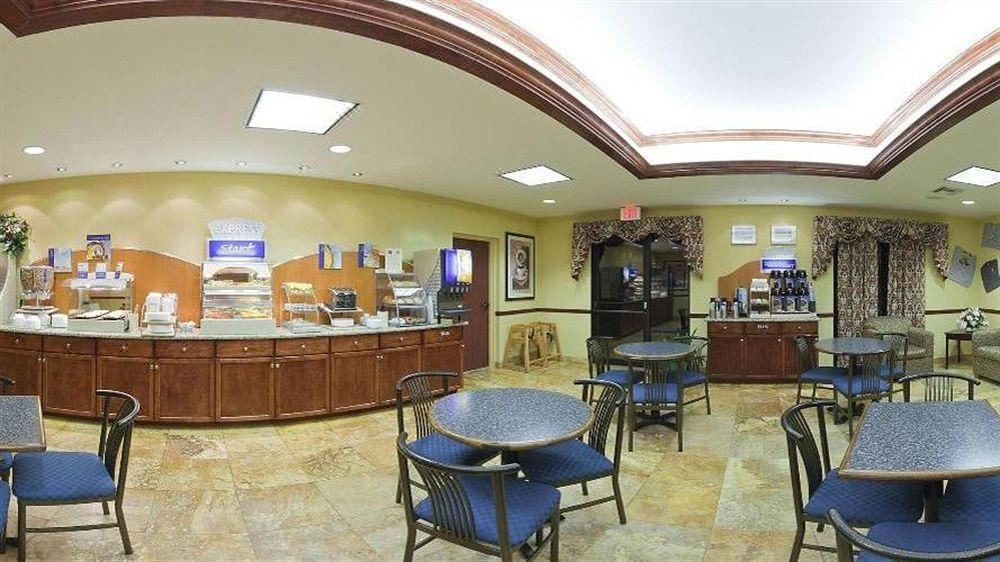 Photo of Livingroom in Sebring
