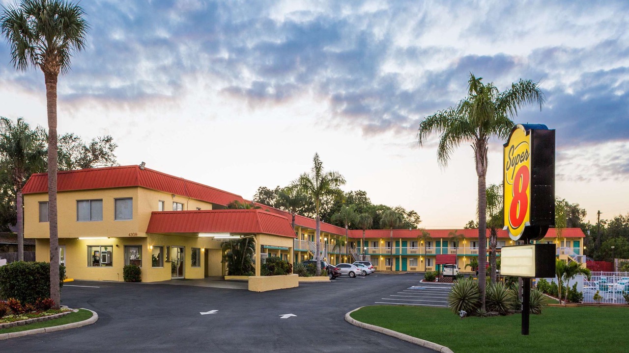 Photo of Buildings in Indian Beach Sapphire Shores