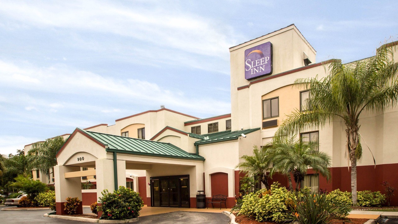 Photo of Buildings in Bayou Oaks