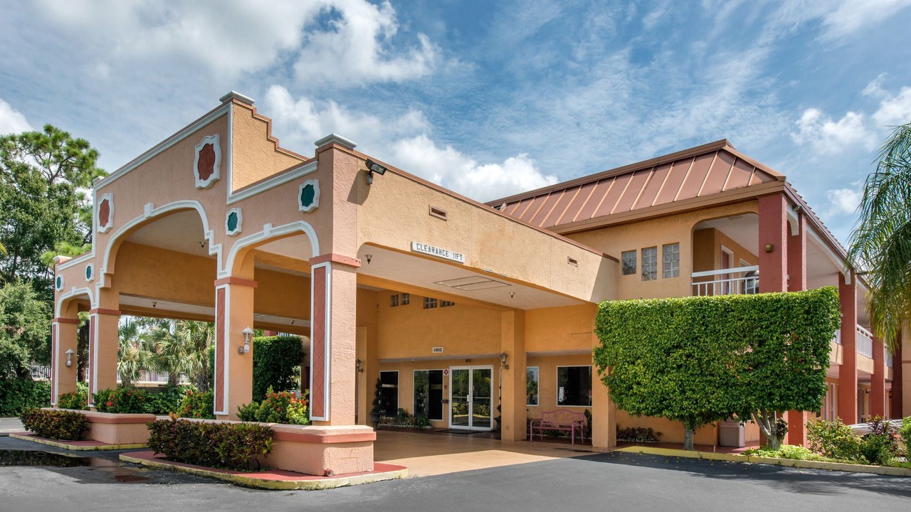 Photo of Buildings in North Trail