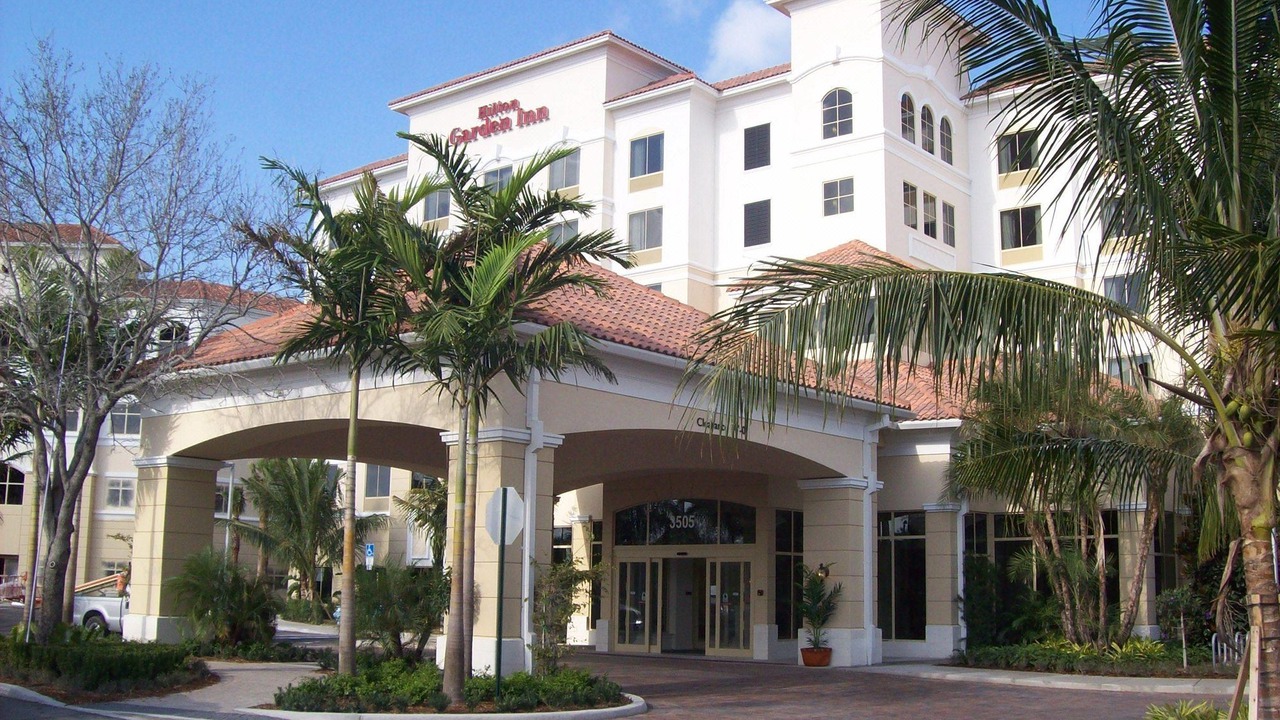 Photo of Buildings in Palm Beach Gardens
