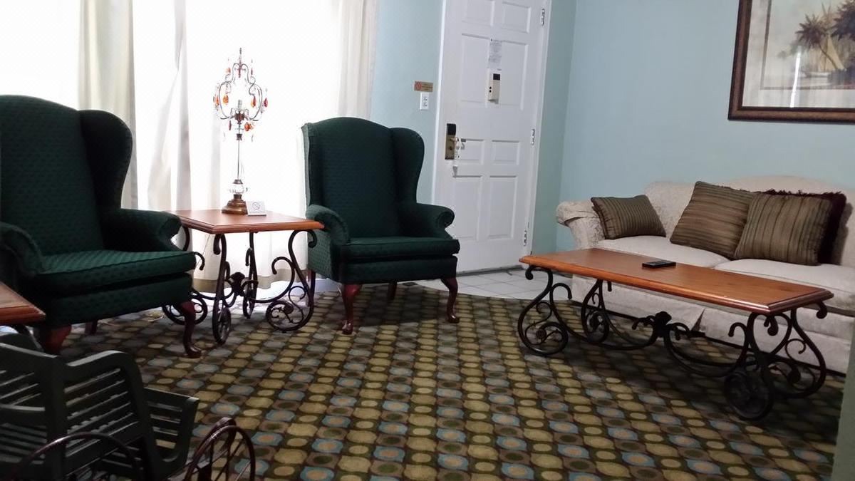Photo of Livingroom in Clewiston