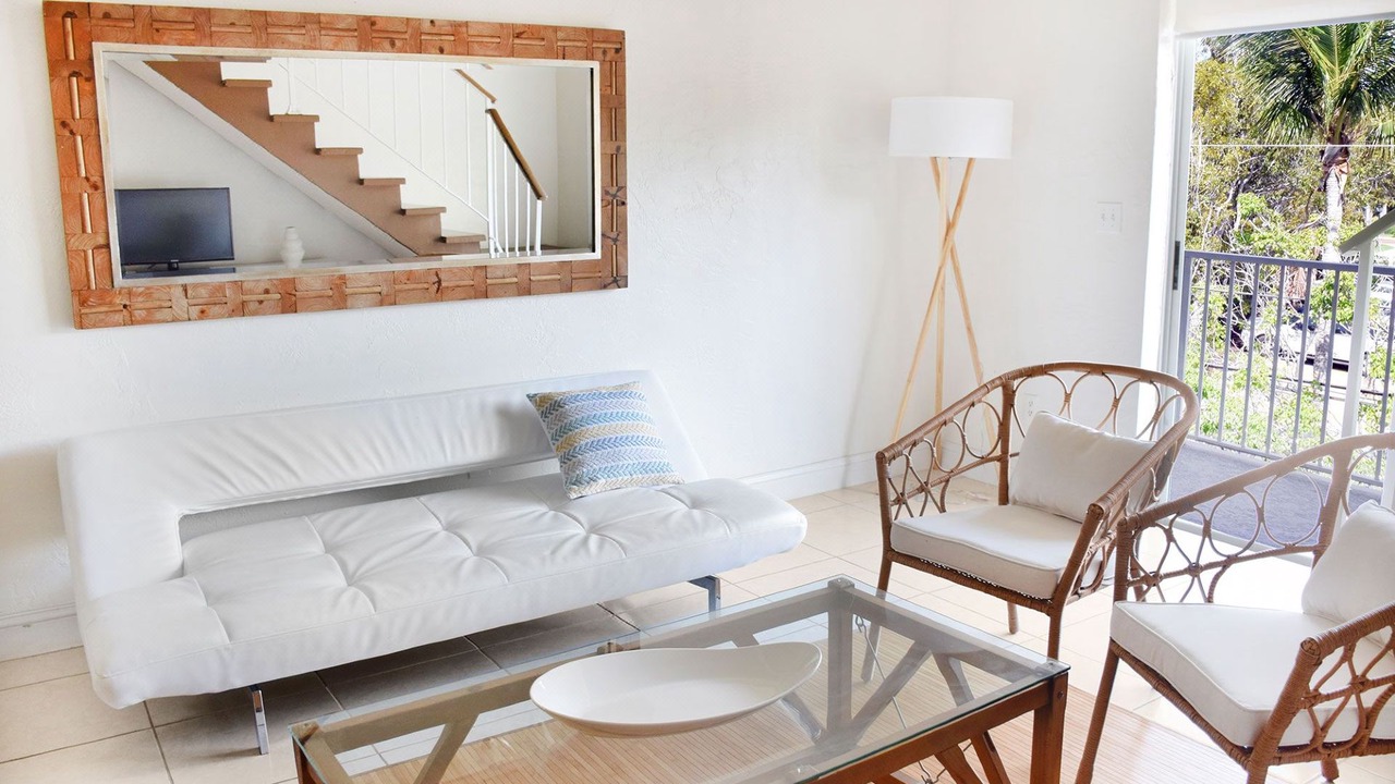 Photo of Livingroom in Key Biscayne