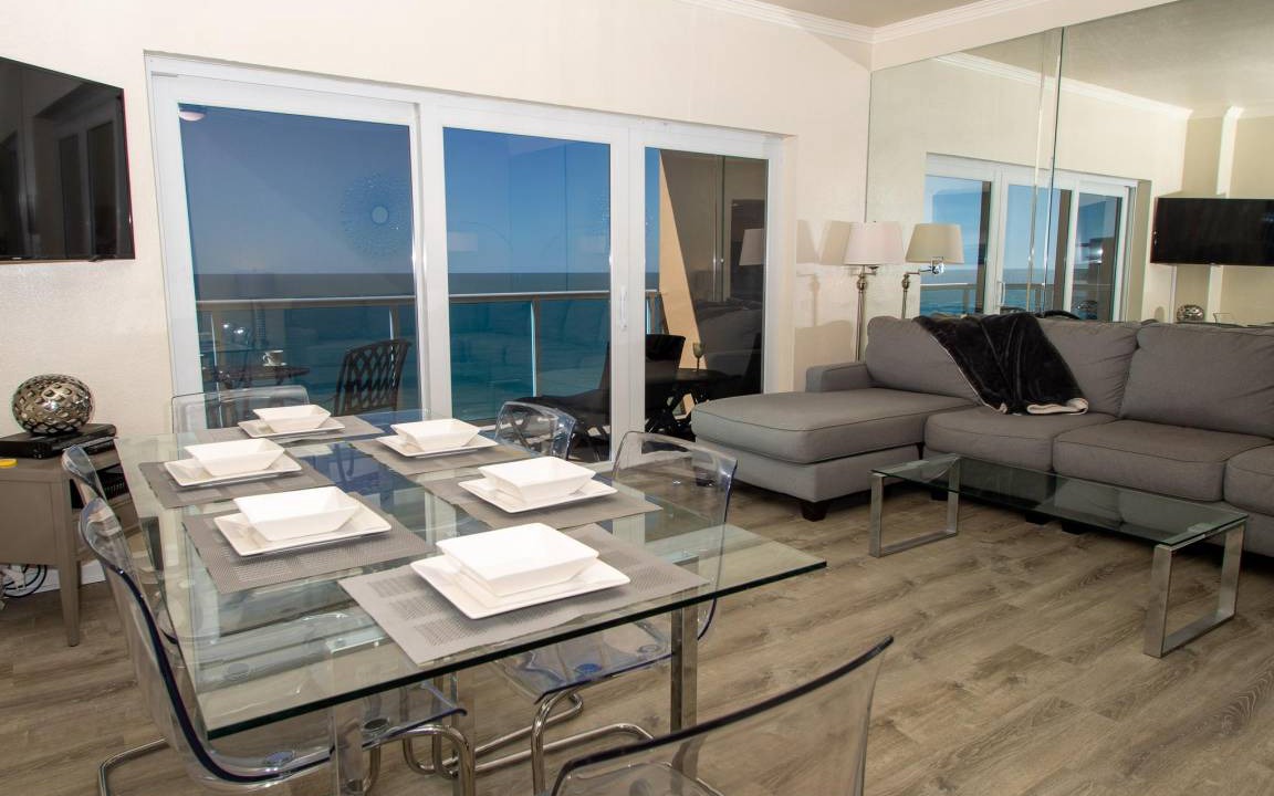 Photo of Livingroom in Clearwater Beach