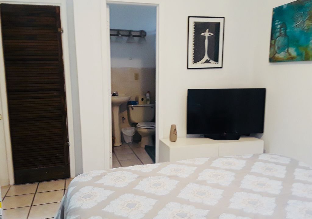 Photo of Bedroom in Allapattah