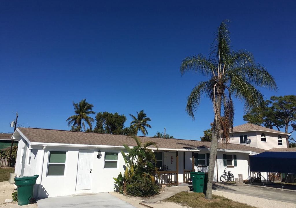 Photo of Buildings in Naples Park