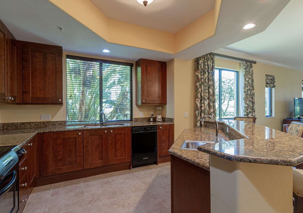 Photo of Livingroom in Royal Harbor