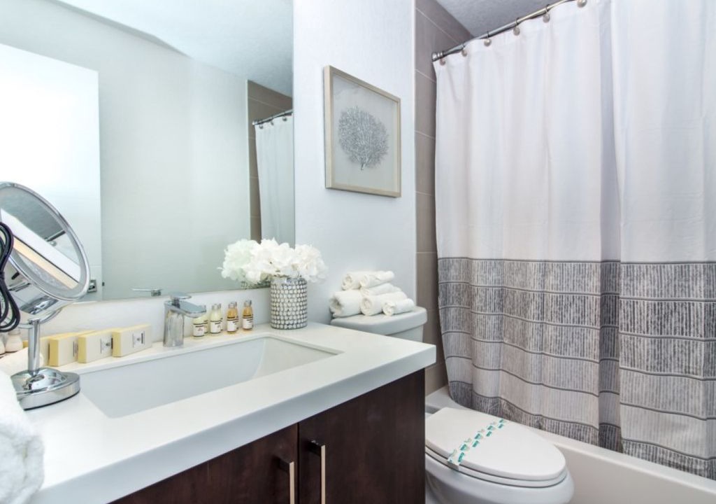 Photo of Bathroom in Highland Lakes