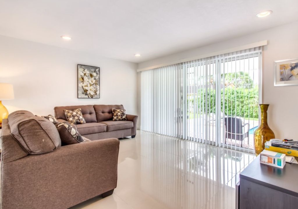 Photo of Livingroom in Highland Lakes