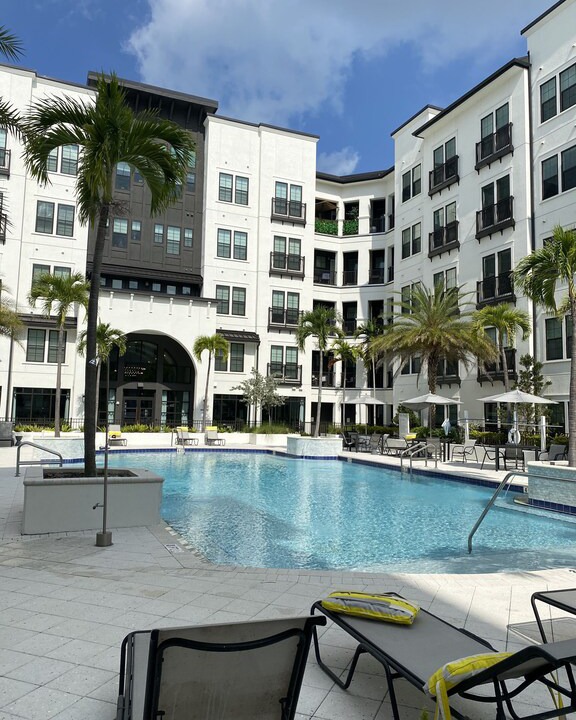 Photo of Outdoor in Rosemary District