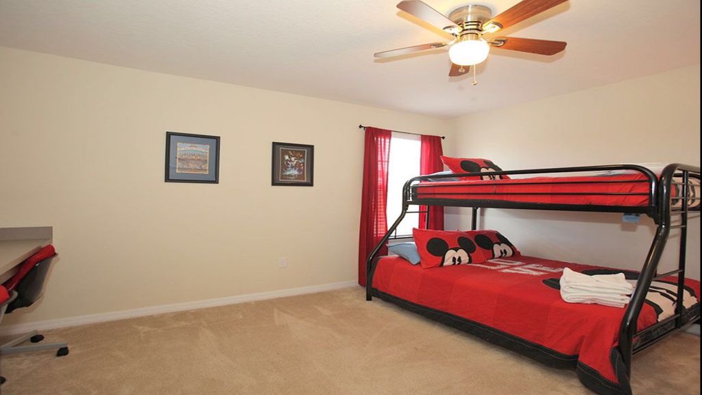 Photo of Bedroom in Veranda Palms