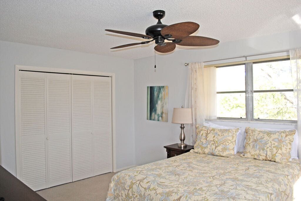 Photo of Bedroom in Palm River Estates