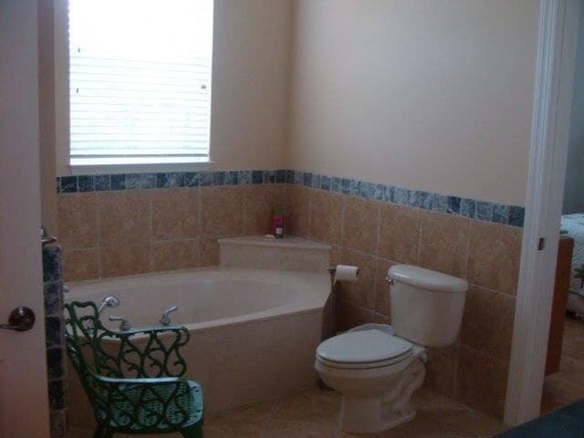 Photo of Bathroom in Naples Park