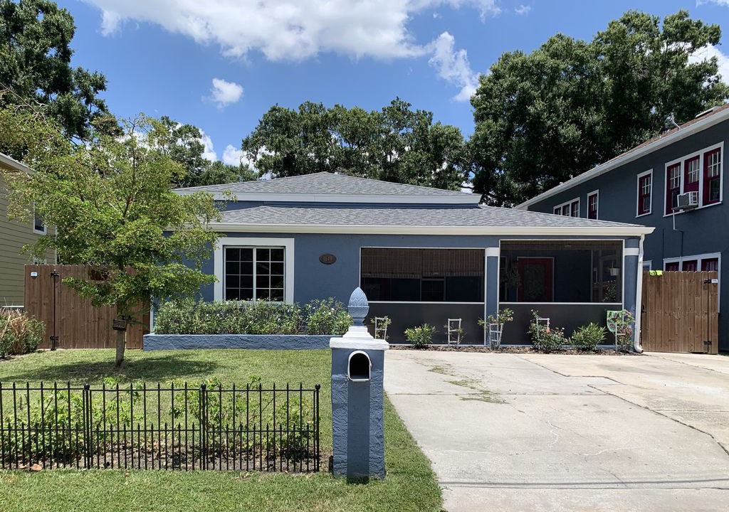Photo of Buildings in Gillespie Park