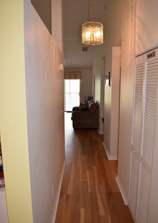 Photo of Livingroom in Palm River Estates