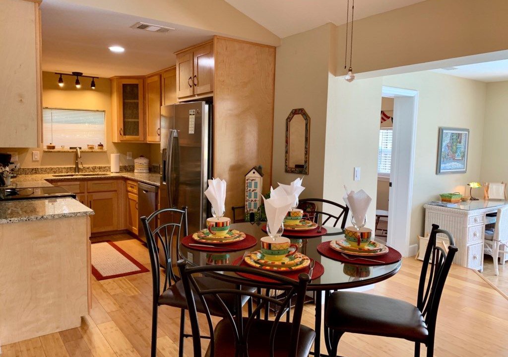 Photo of Livingroom in Palm River Estates