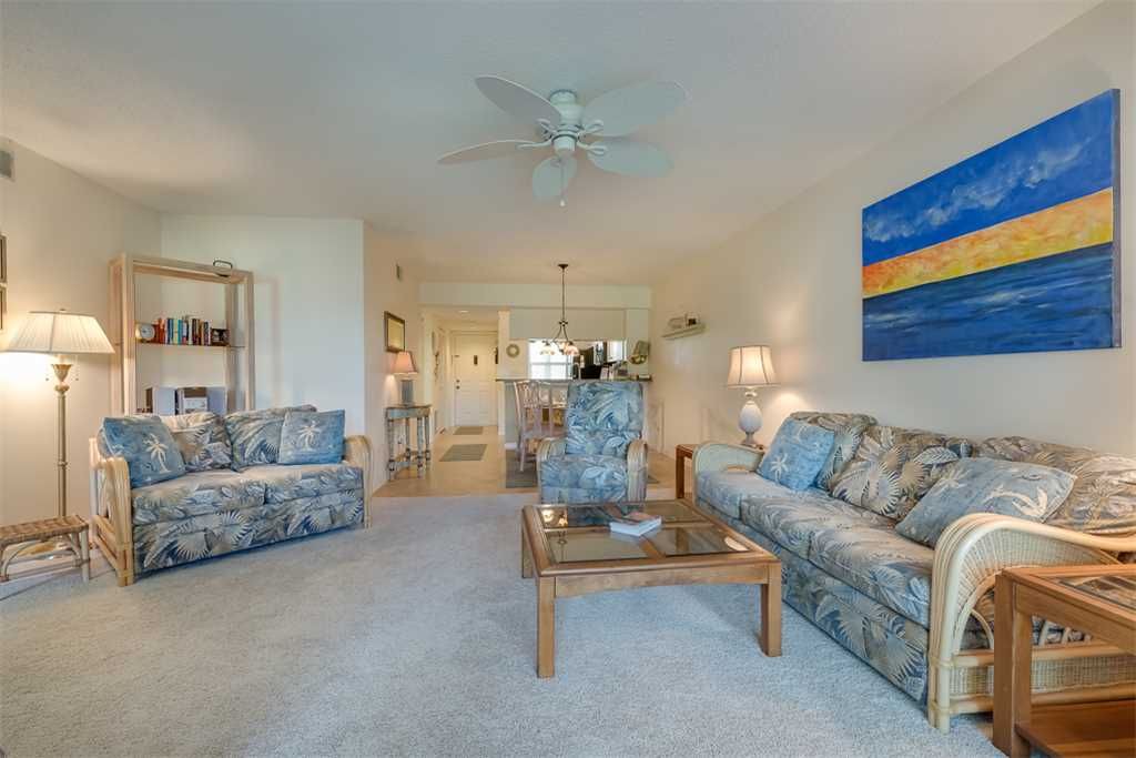 Photo of Livingroom in Plantation