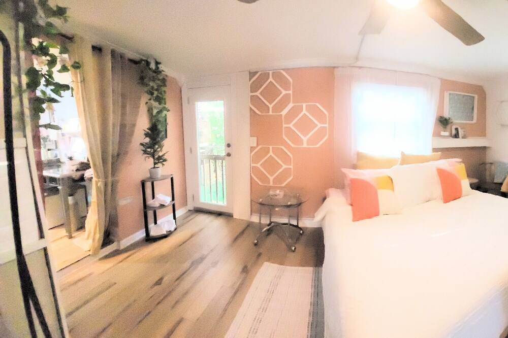 Photo of Bedroom in Riverview