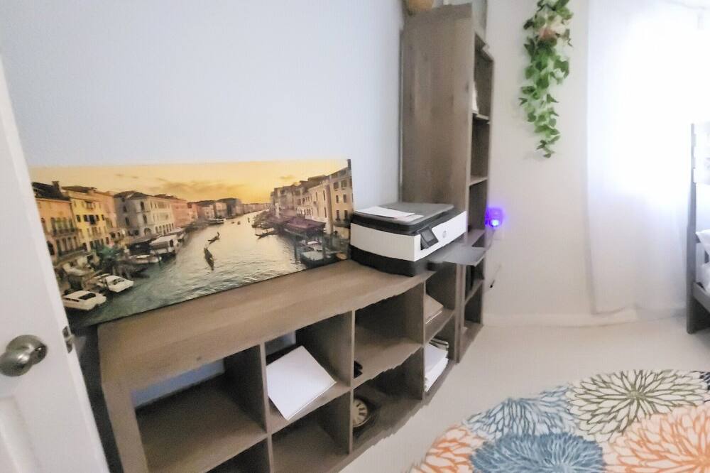 Photo of Bedroom in Riverview