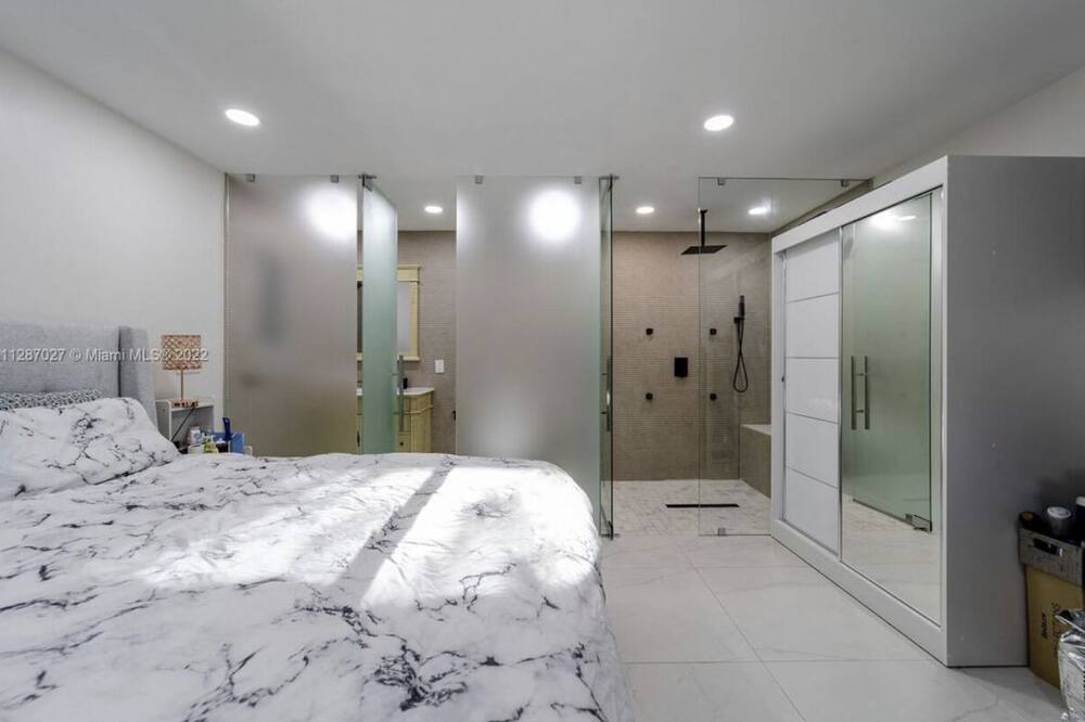 Photo of Bedroom in Boulevard Heights