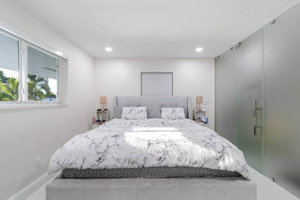 Photo of Bedroom in Boulevard Heights