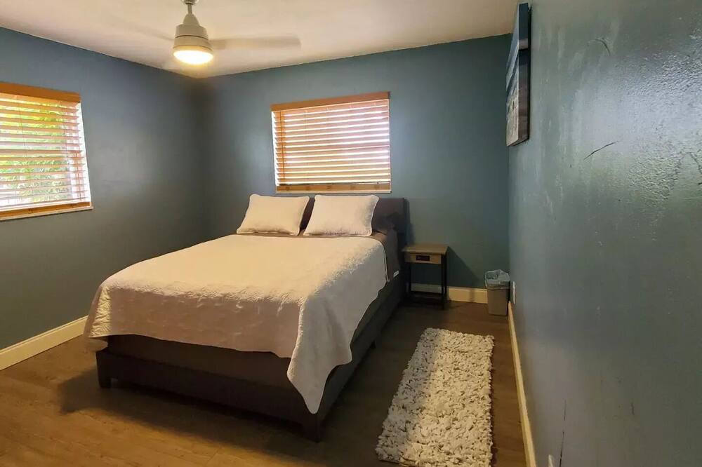 Photo of Bedroom in Sebring