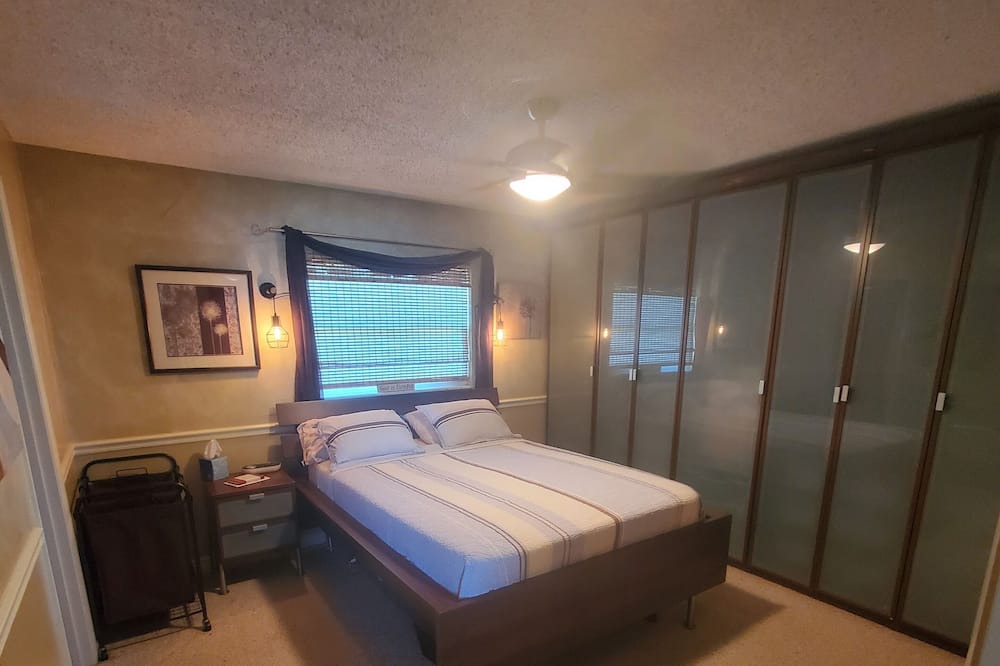 Photo of Bedroom in Sebring