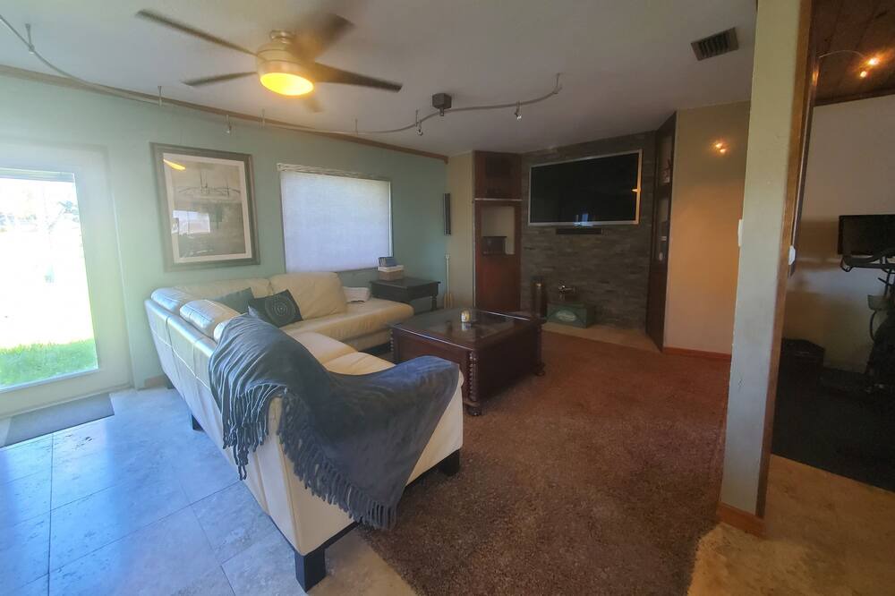Photo of Bedroom in Sebring