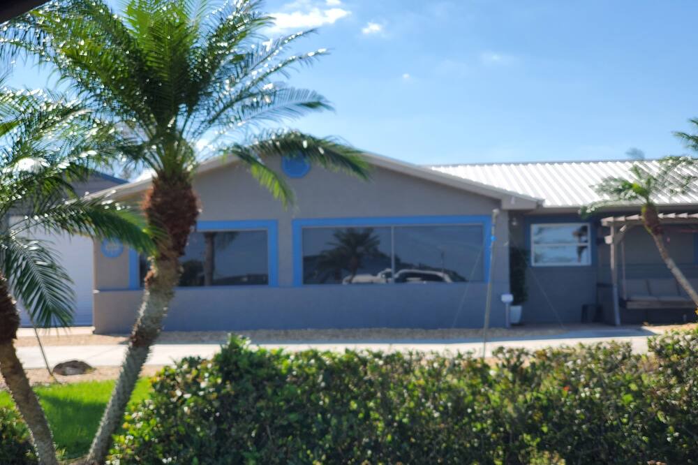 Photo of Outdoor in Sebring