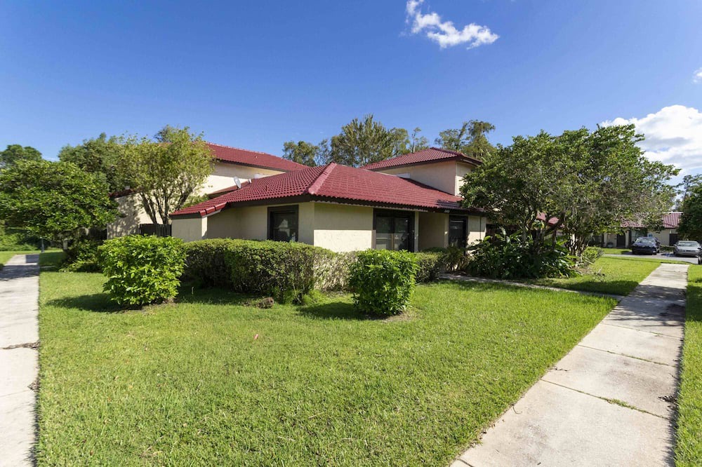 Photo of Outdoor in Poinciana