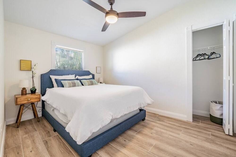 Photo of Bedroom in Riverside Heights