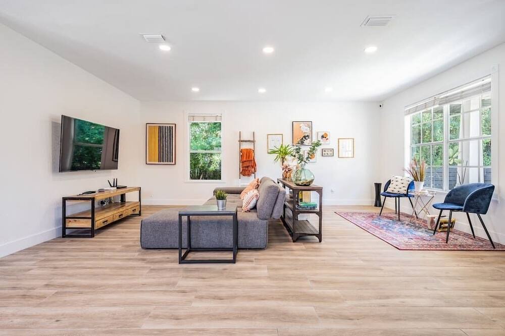 Photo of Livingroom in Riverside Heights