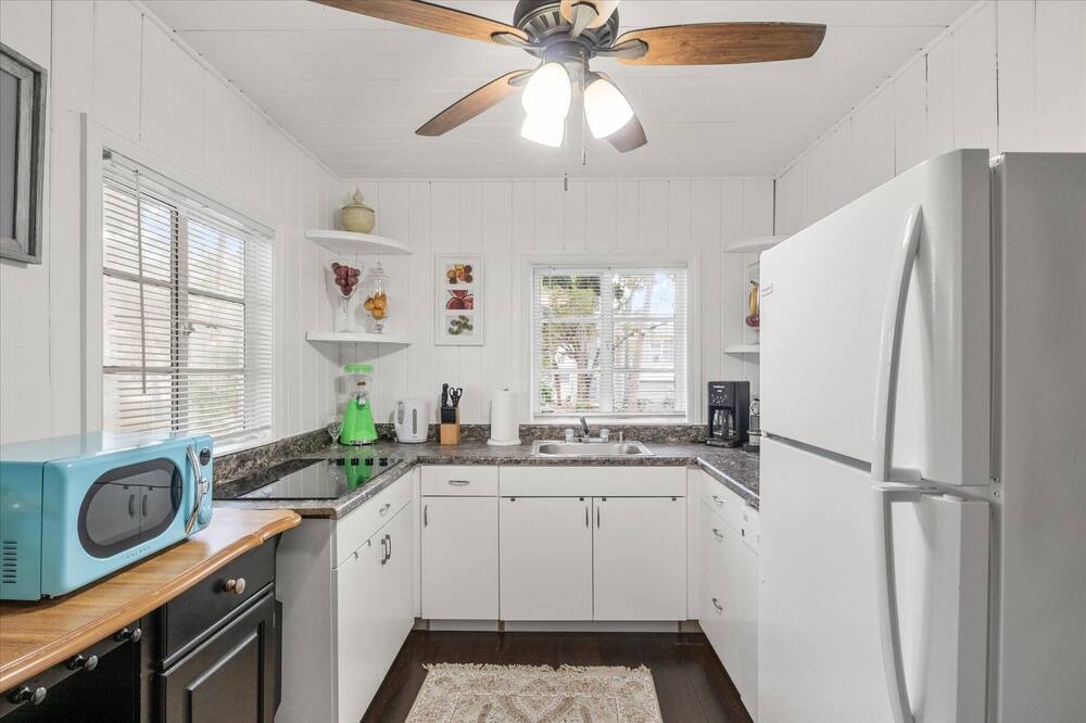 Photo of Kitchen in Rosemary District