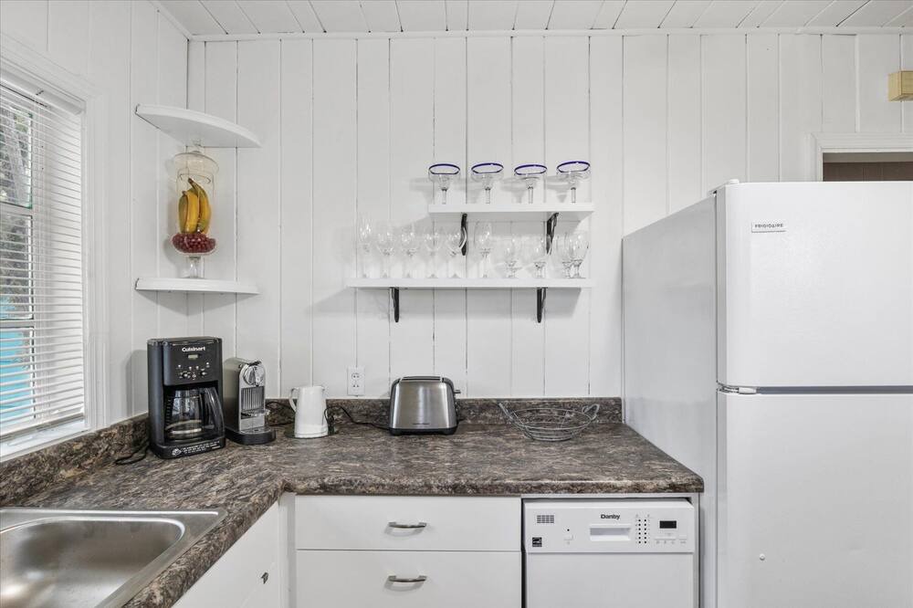 Photo of Kitchen in Rosemary District
