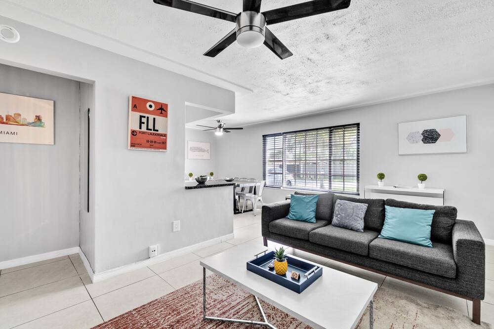 Photo of Livingroom in Boulevard Heights
