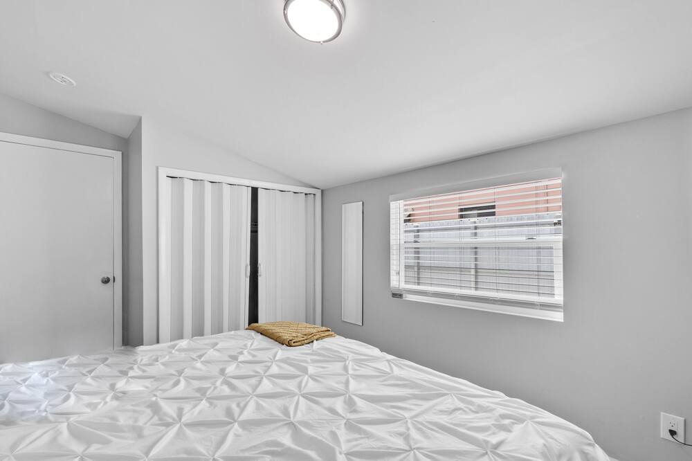 Photo of Bedroom in Boulevard Heights