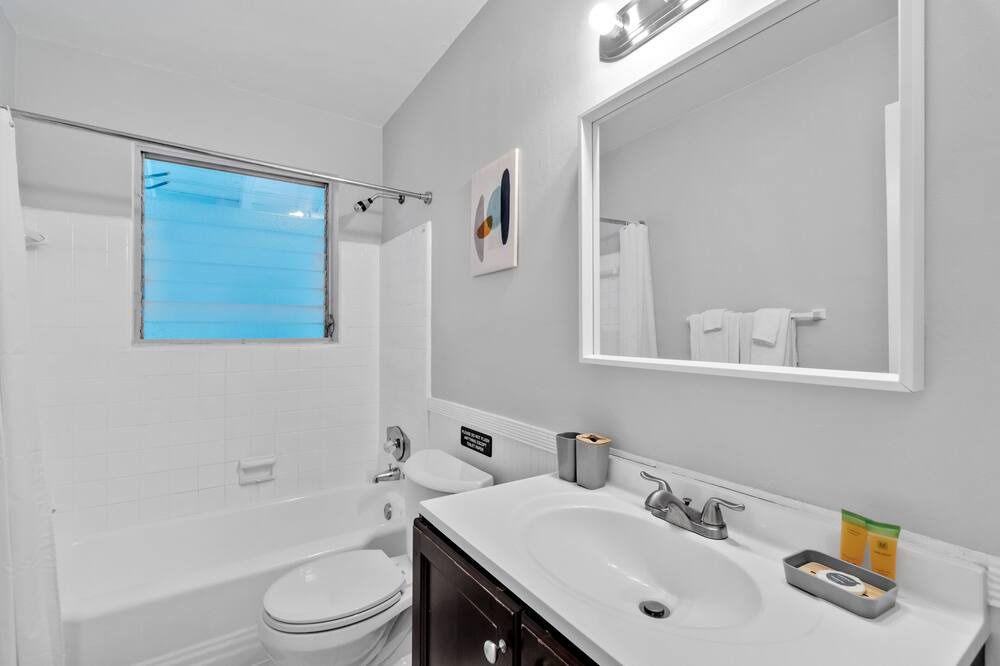 Photo of Bathroom in Boulevard Heights