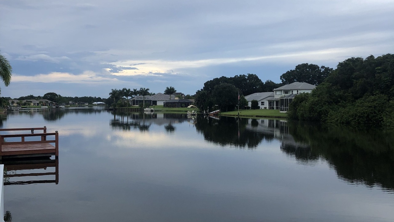 Photo of Others in Lake Suzy