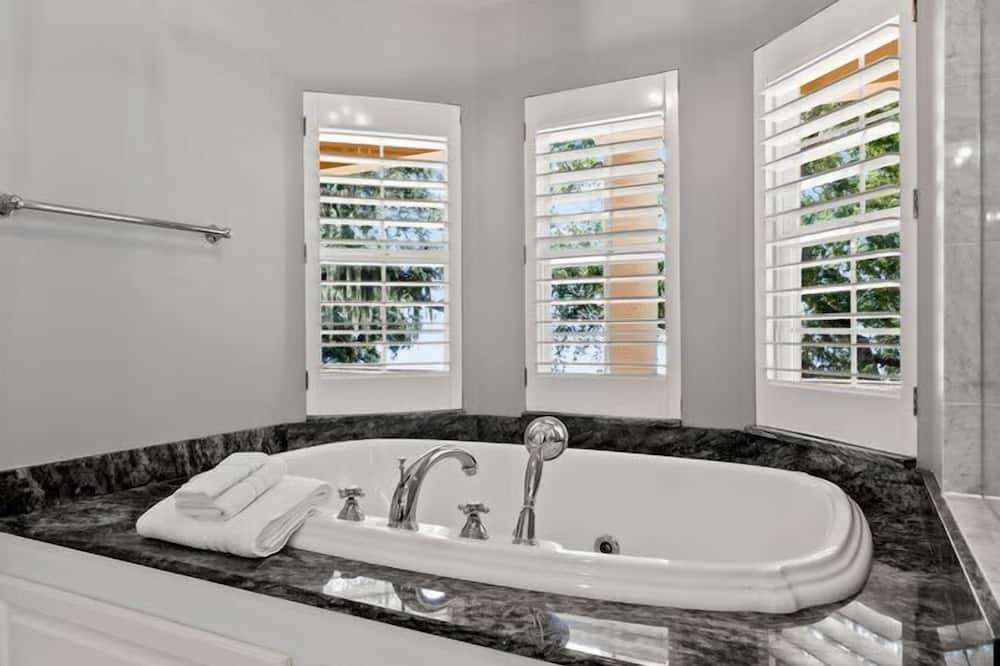 Photo of Bathroom in Ballast Point