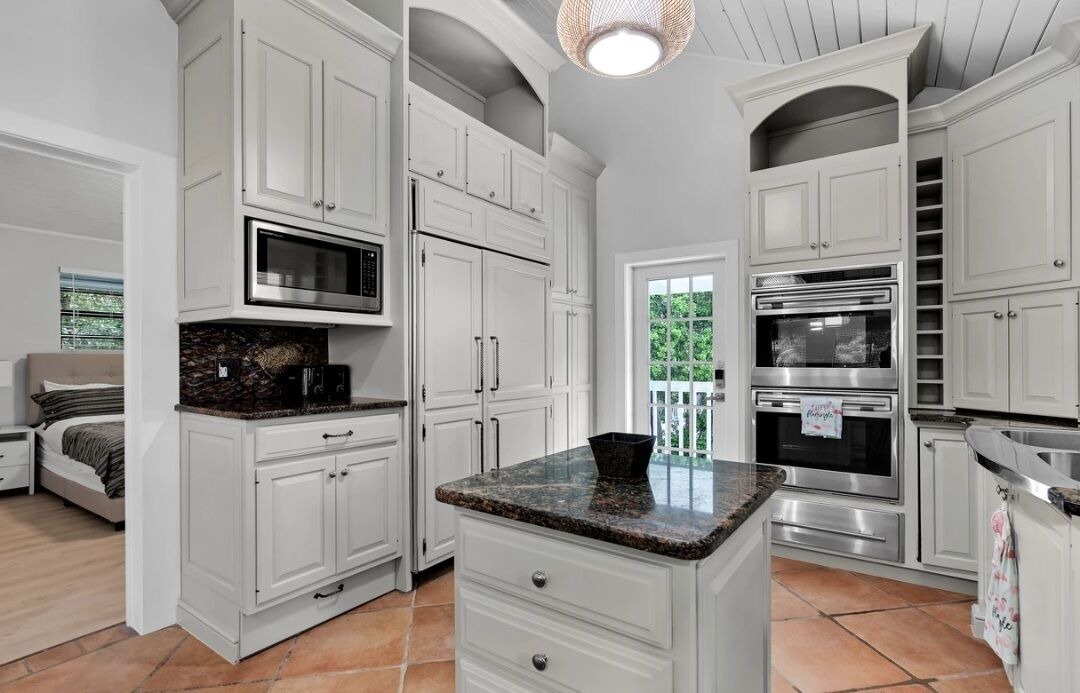 Photo of Kitchen in Upper Matecumbe Key