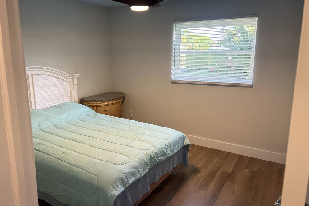 Photo of Bedroom in Juno Beach
