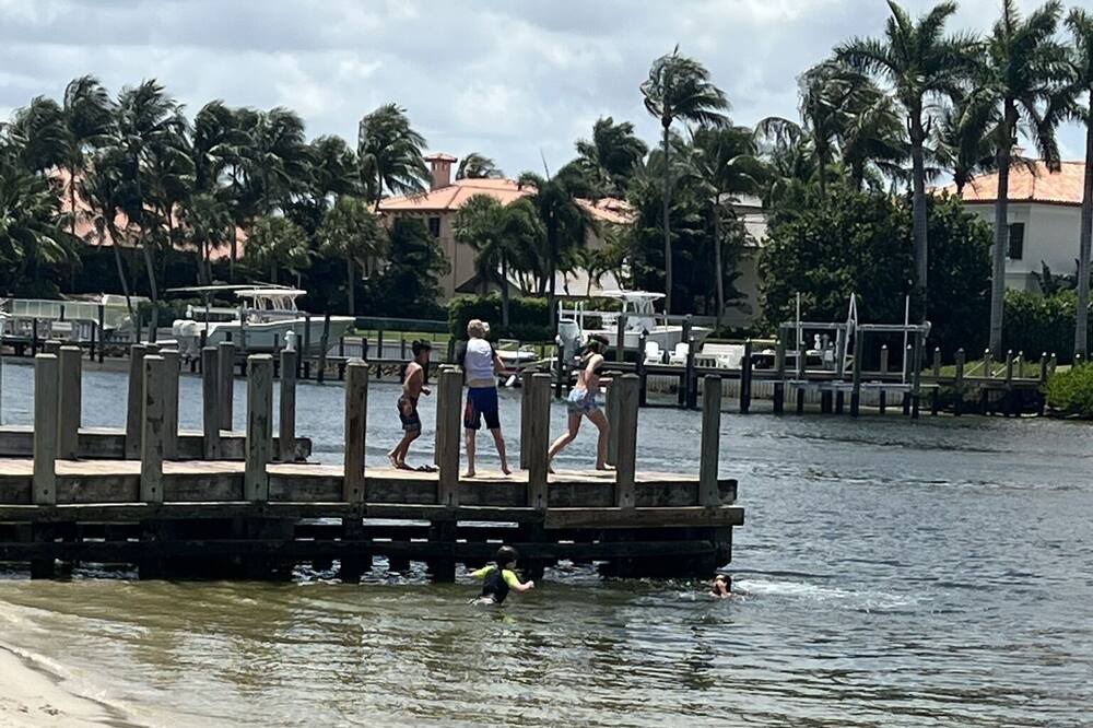 Photo of Others in Juno Beach