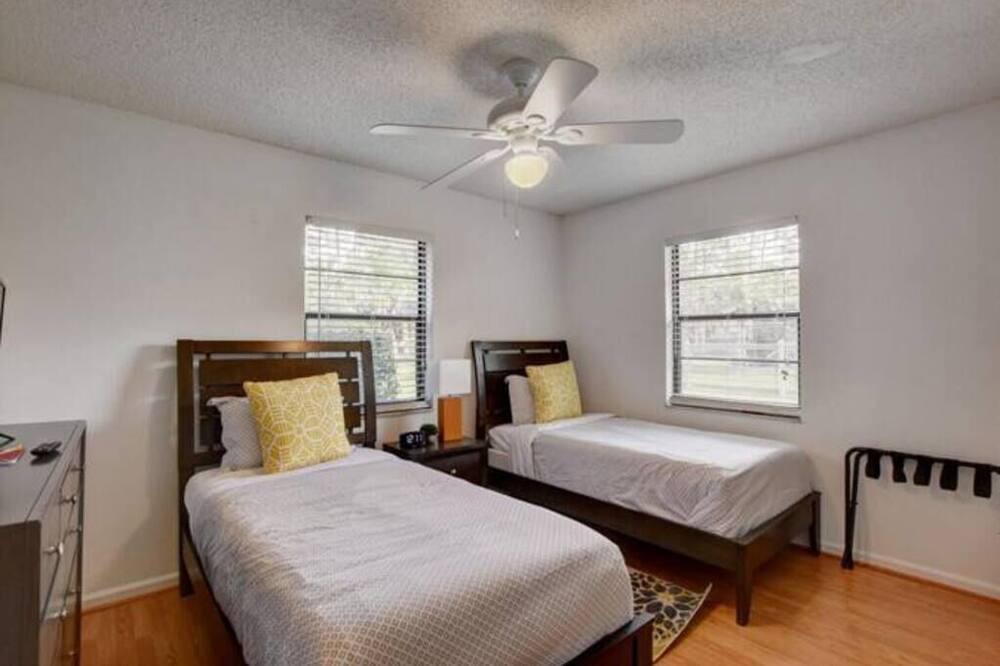 Photo of Bedroom in Wellington