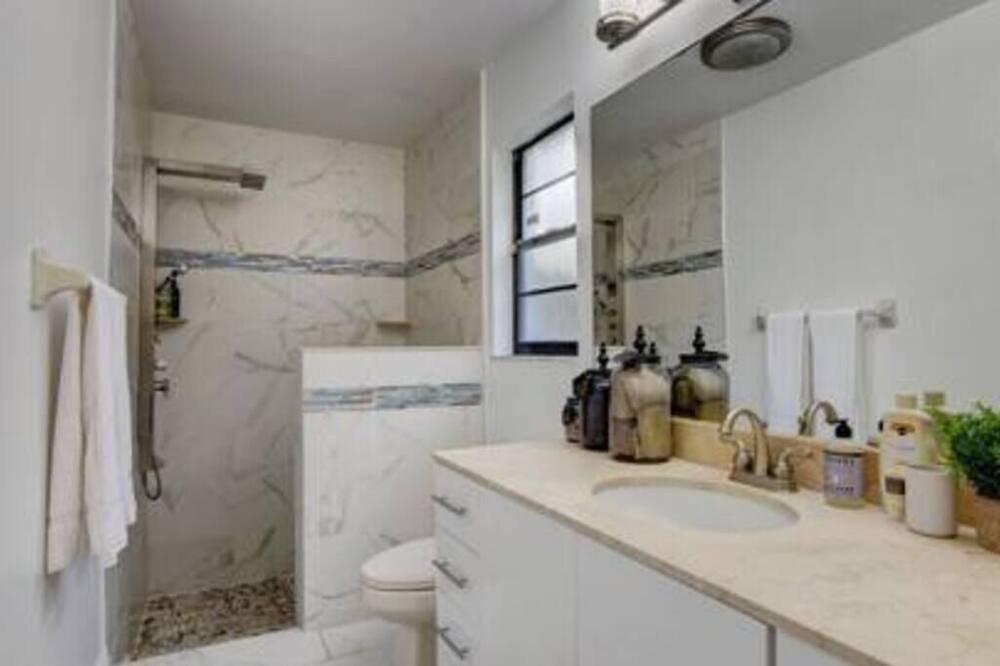 Photo of Bathroom in Wellington