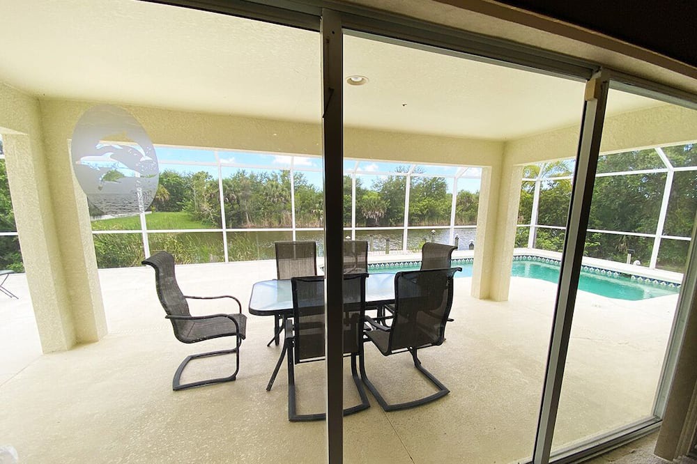 Photo of Patio Balcony in South Gulf Cove