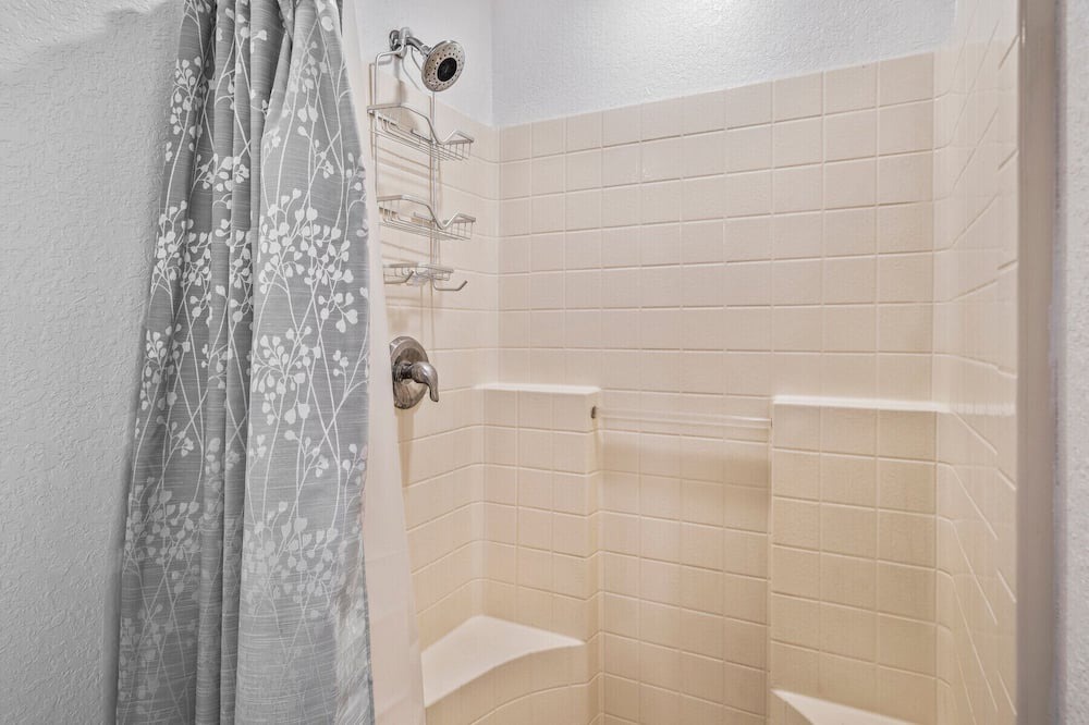 Photo of Bathroom in Port Malabar