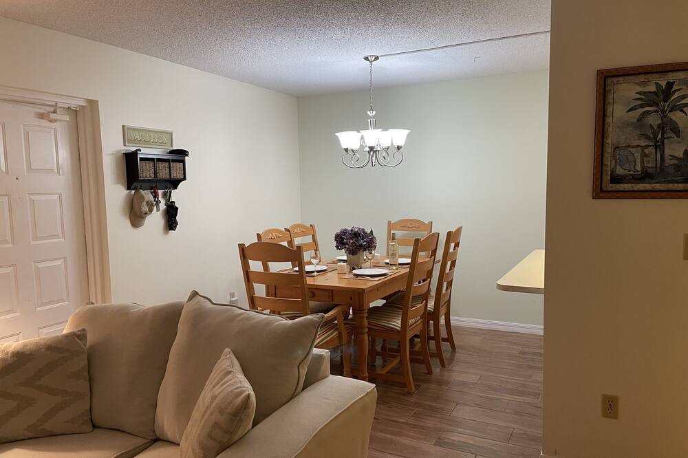 Photo of Livingroom in Fort Myers