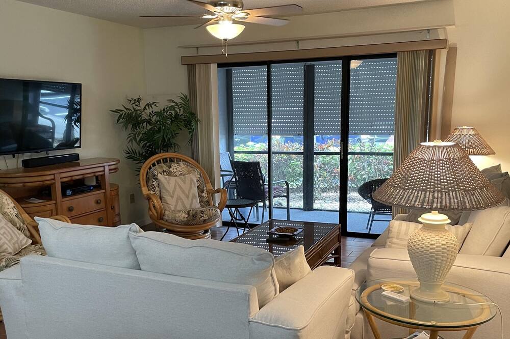 Photo of Livingroom in Fort Myers